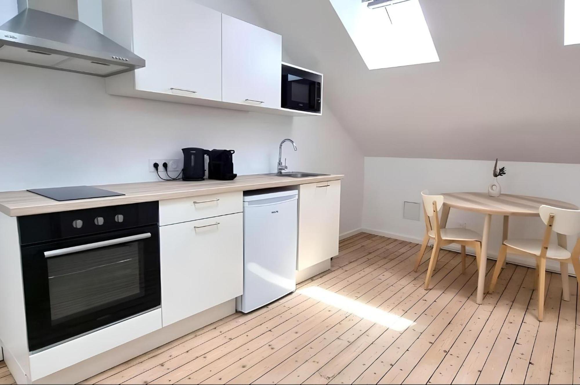 Loft Lumineux Tres Spacieux - Parking Gratuit Châteauroux Extérieur photo