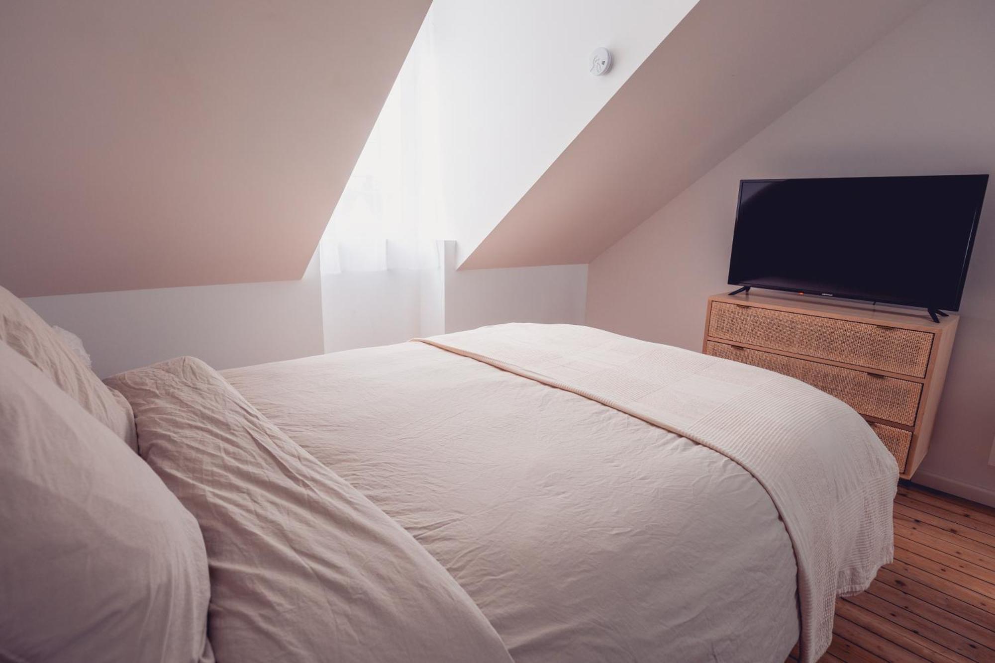 Loft Lumineux Tres Spacieux - Parking Gratuit Châteauroux Extérieur photo