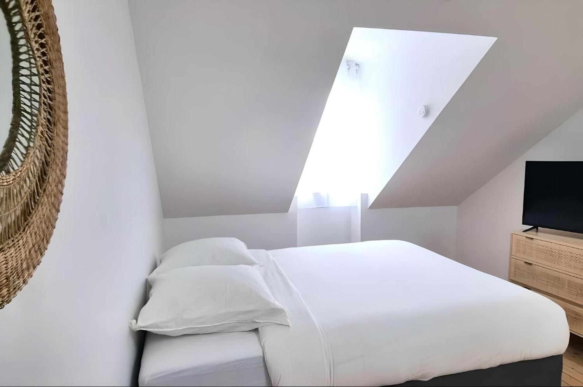 Loft Lumineux Tres Spacieux - Parking Gratuit Châteauroux Extérieur photo